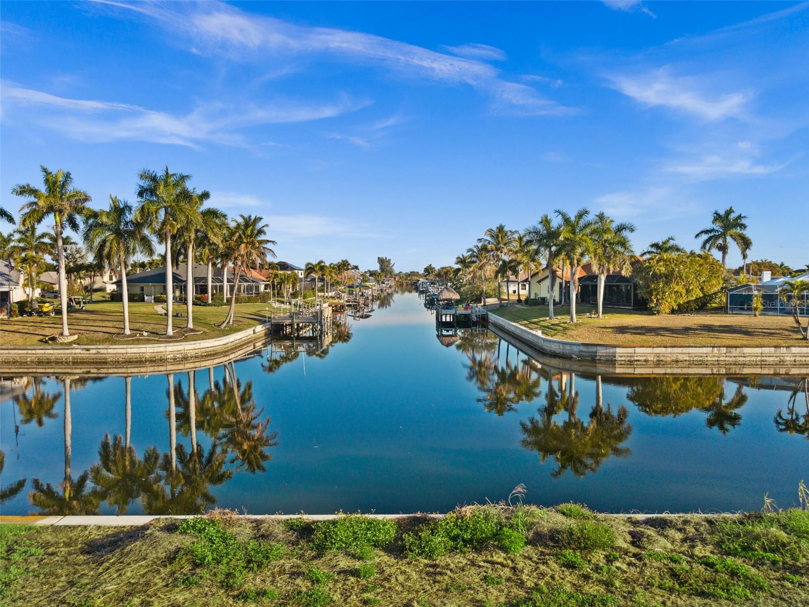 CAPE CORAL - Land