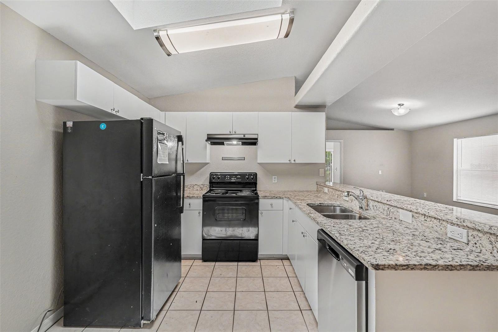 LAKE PADGETT ESTATES EAST - Residential