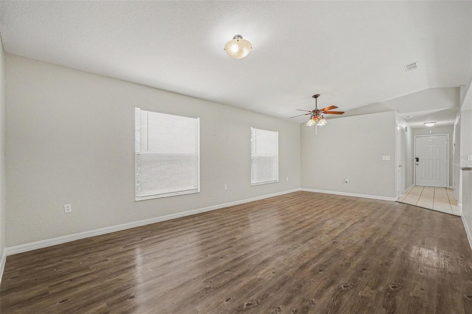 LAKE PADGETT ESTATES EAST - Residential