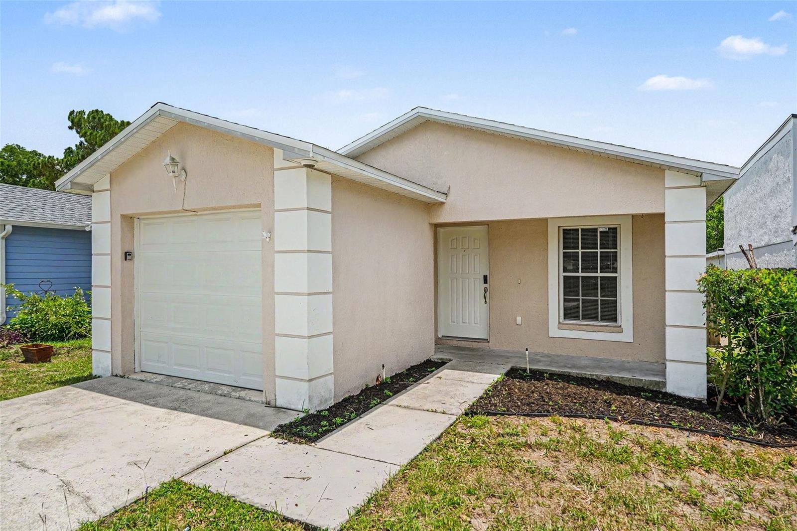 LAKE PADGETT ESTATES EAST - Residential