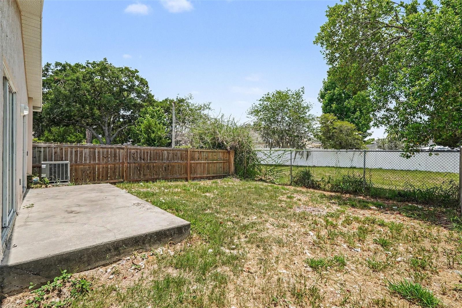 LAKE PADGETT ESTATES EAST - Residential