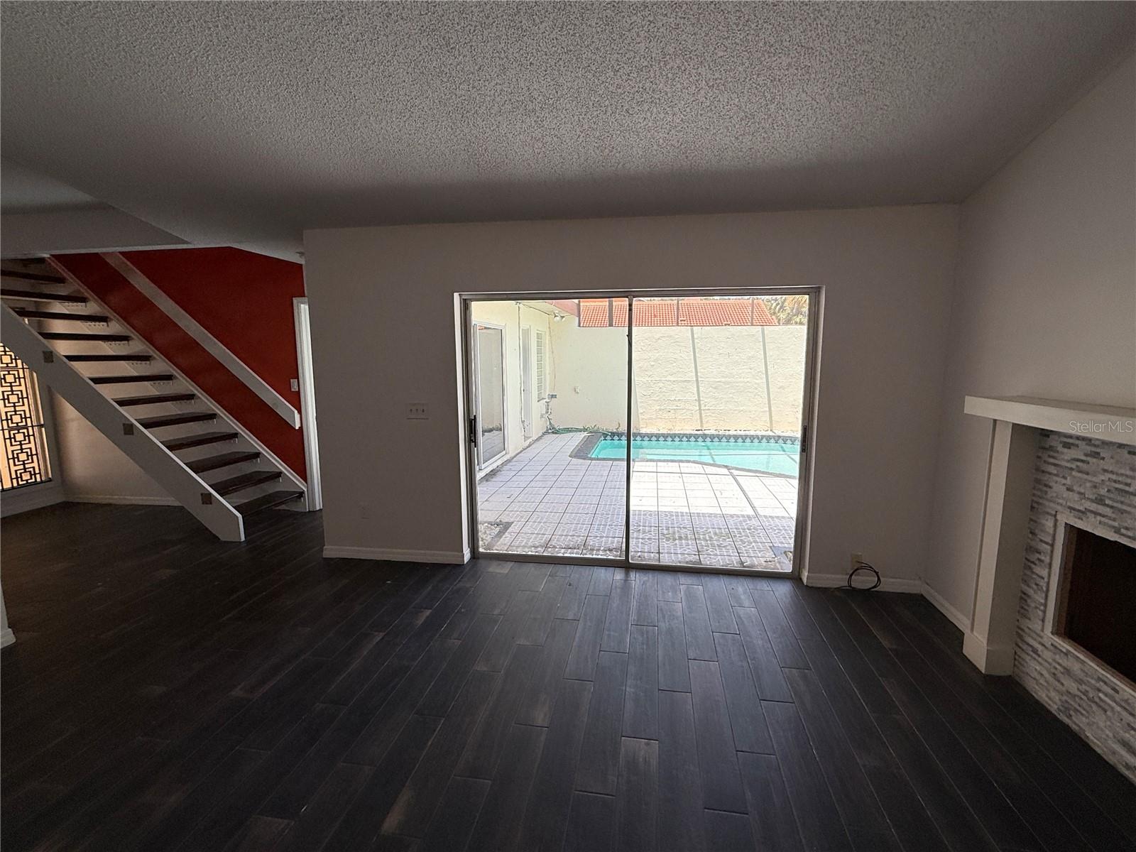 ISLAND CLUB AT ROSEMONT CONDO PH 07 - Residential