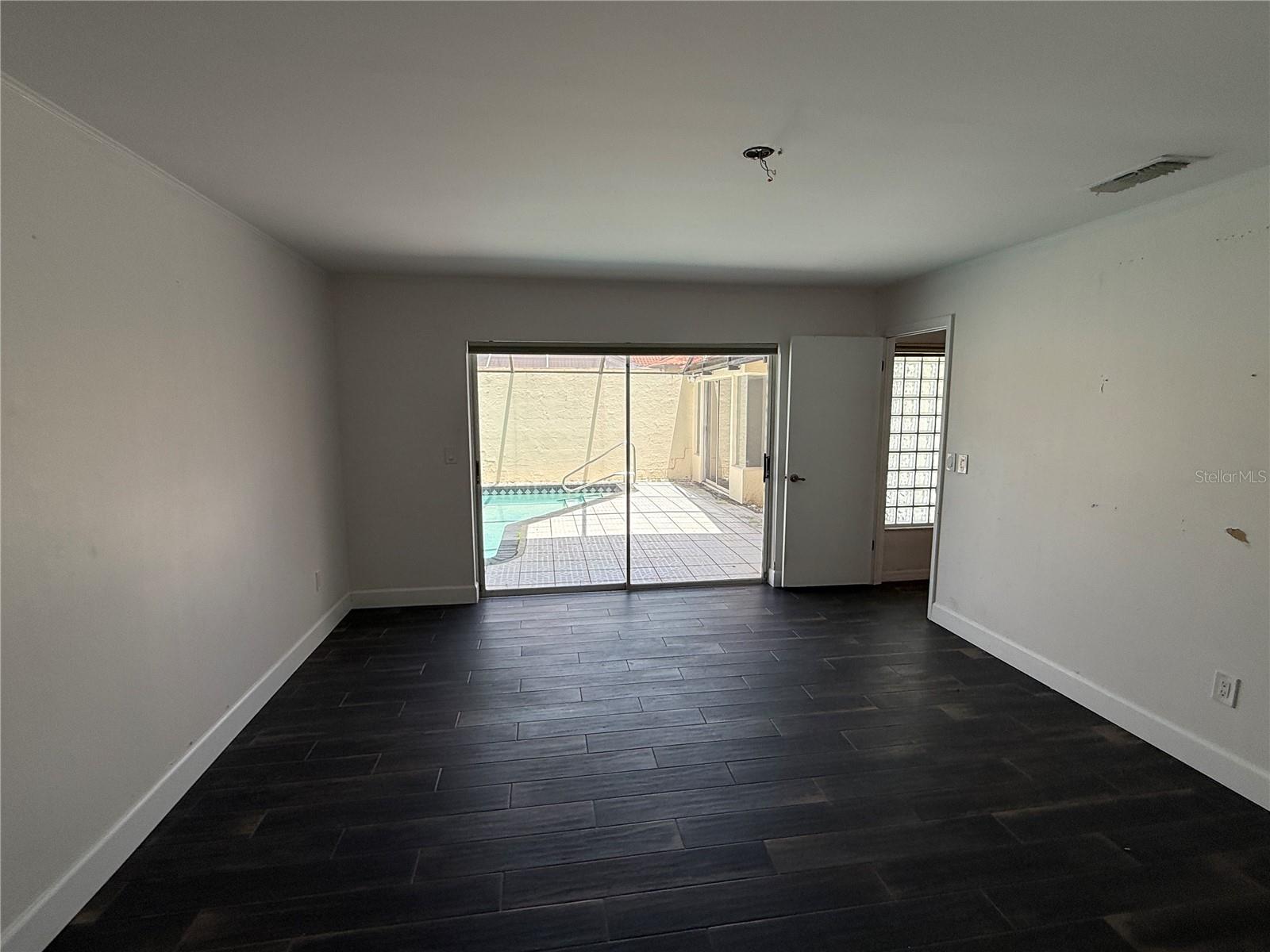 ISLAND CLUB AT ROSEMONT CONDO PH 07 - Residential