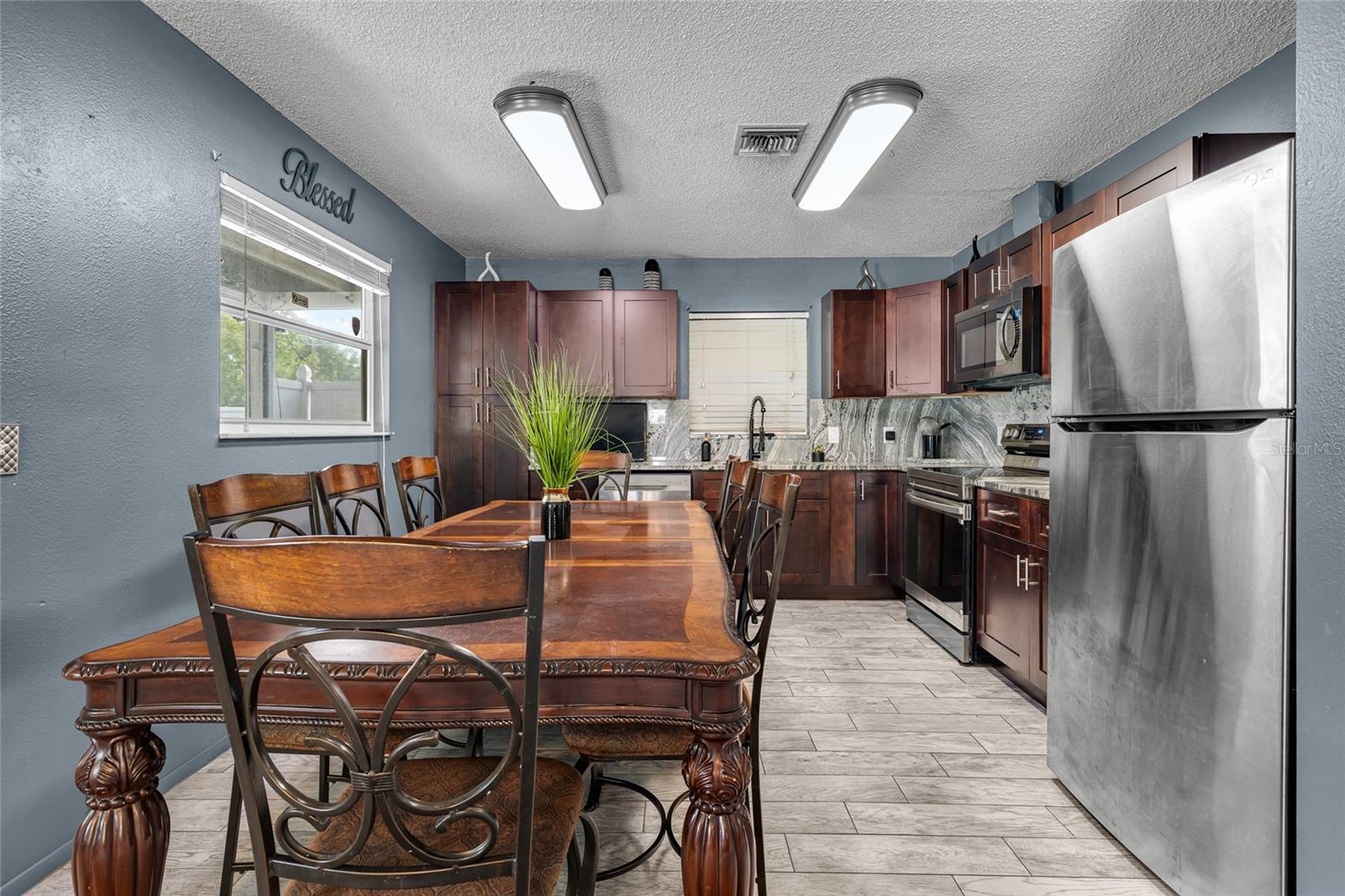 SUNNYBROOK - Residential