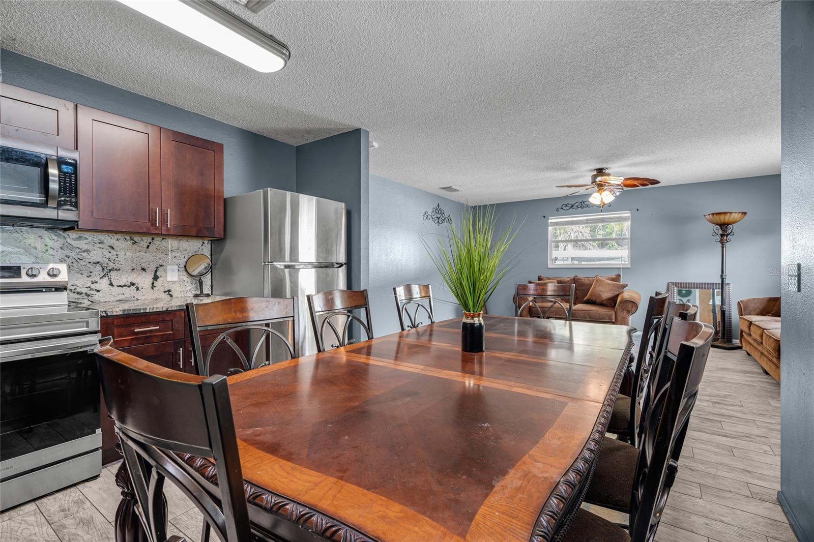 SUNNYBROOK - Residential