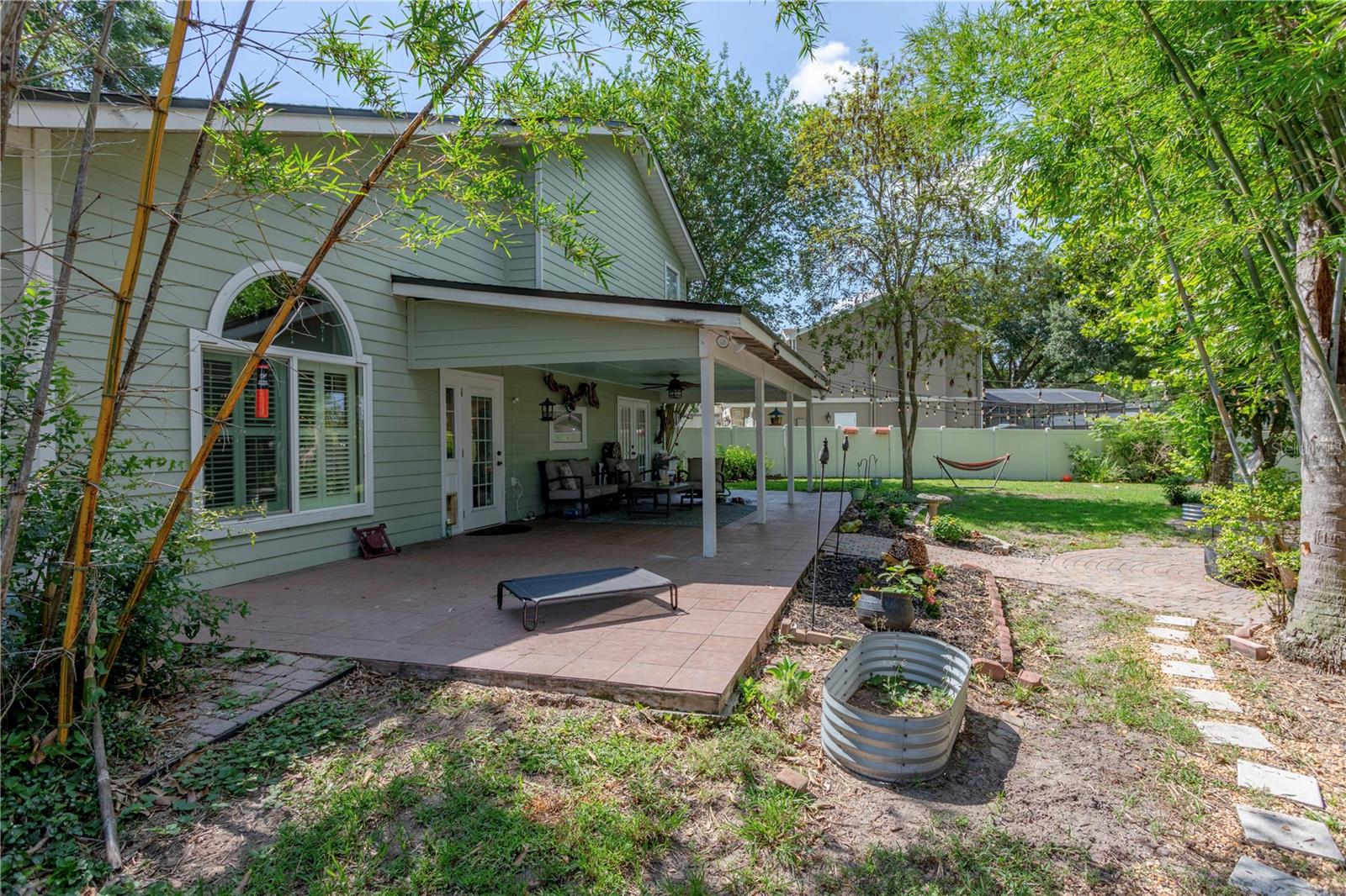 WINDWARD ESTATES - Residential