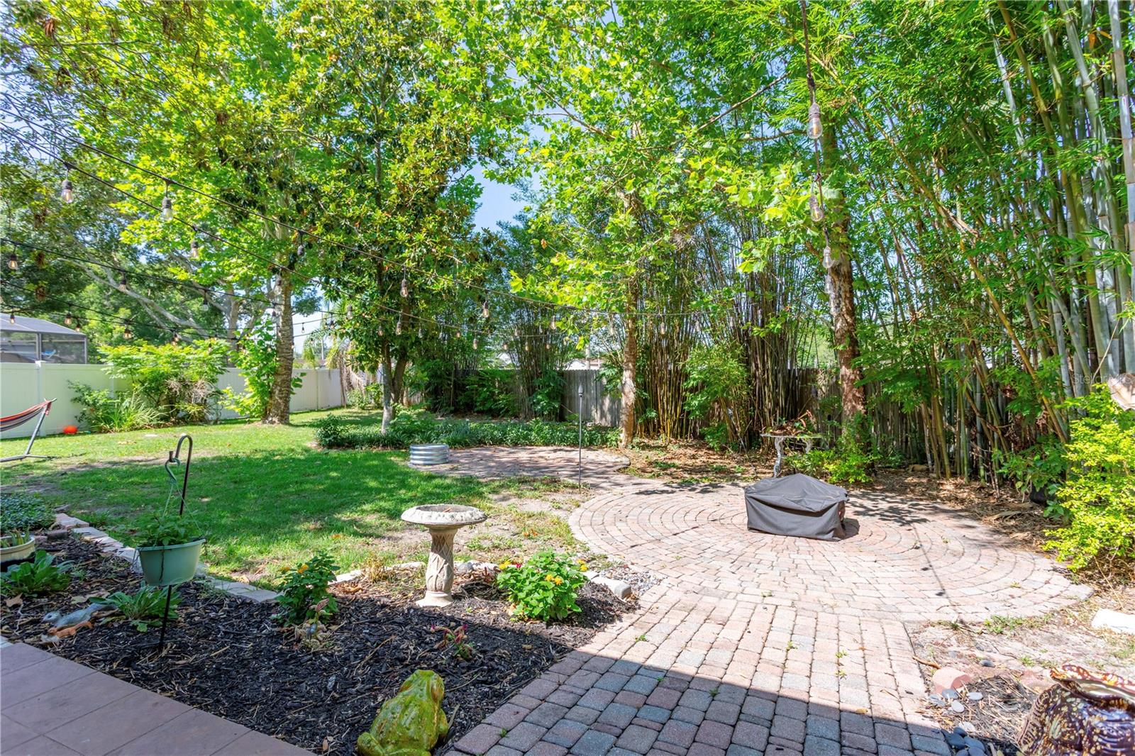 WINDWARD ESTATES - Residential