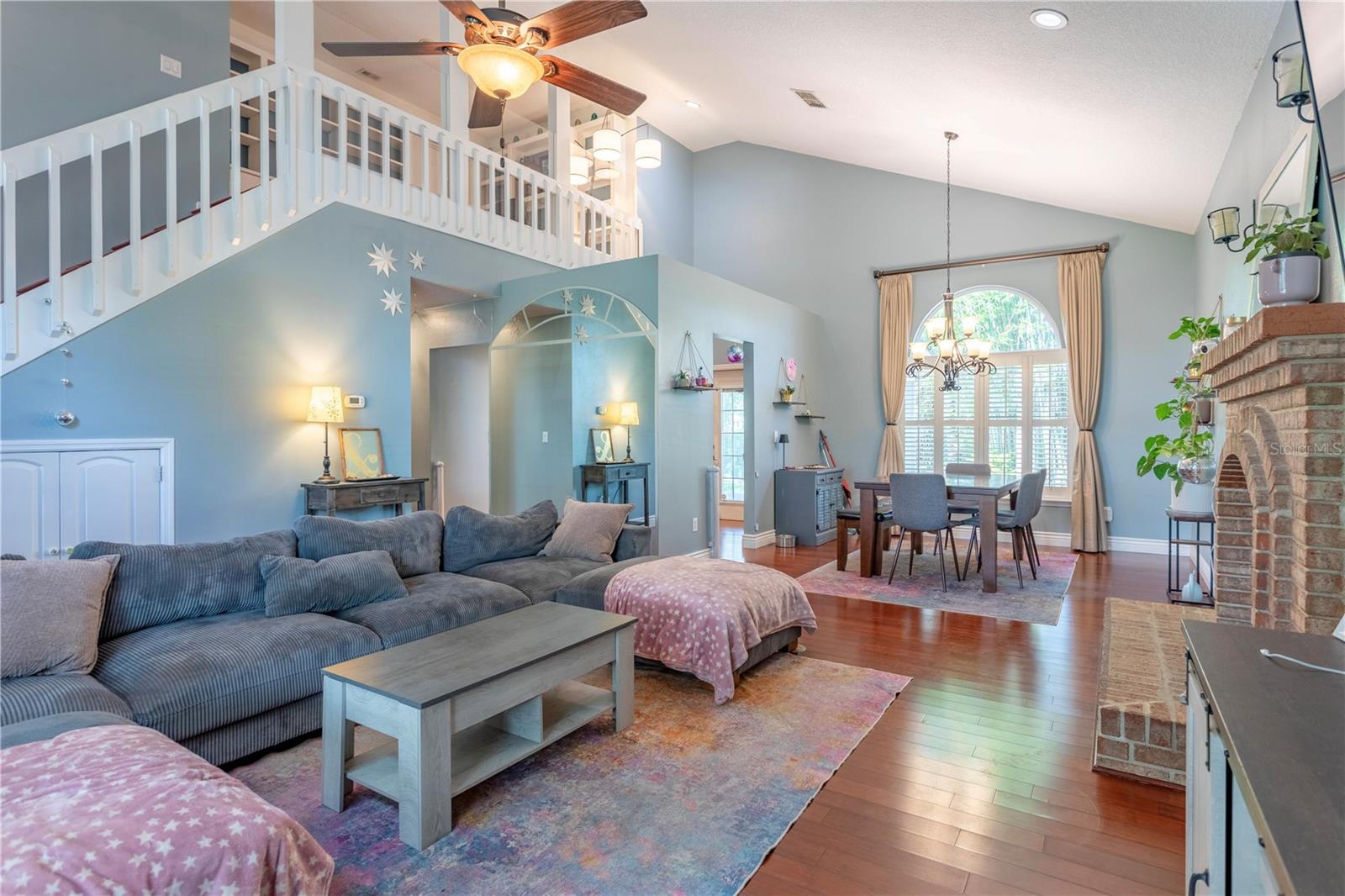 WINDWARD ESTATES - Residential