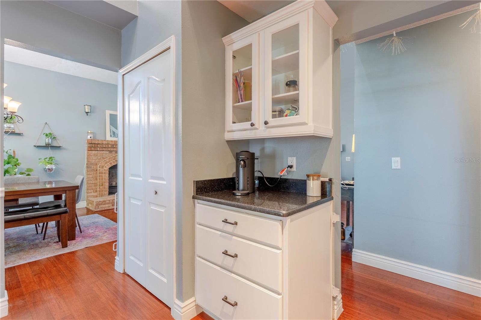 WINDWARD ESTATES - Residential