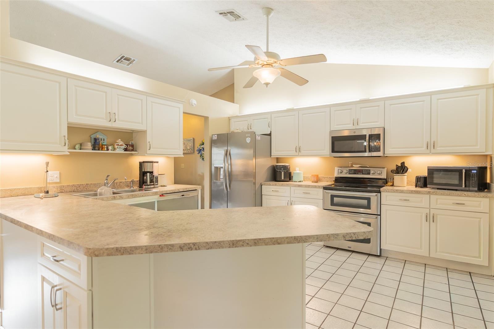 TEMPLE TERRACE SUB - Residential