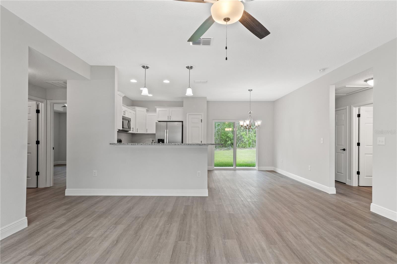 SEBRING COUNTRY EST - Residential