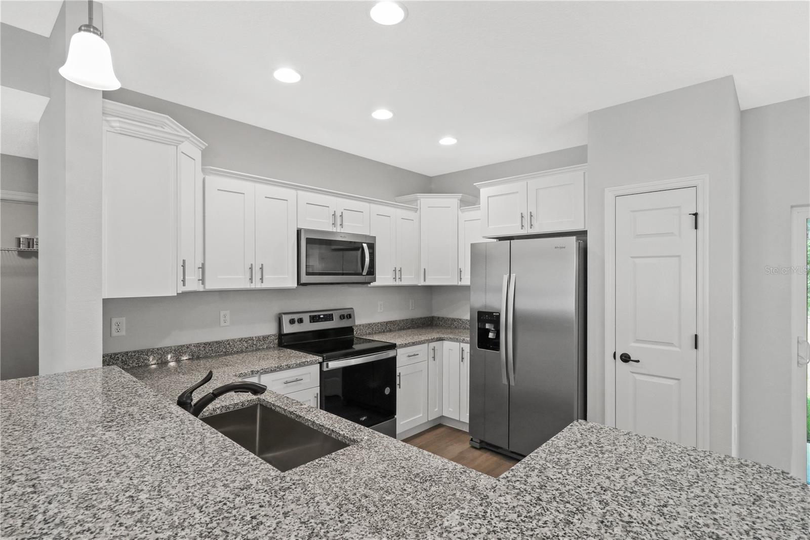 SEBRING COUNTRY EST - Residential