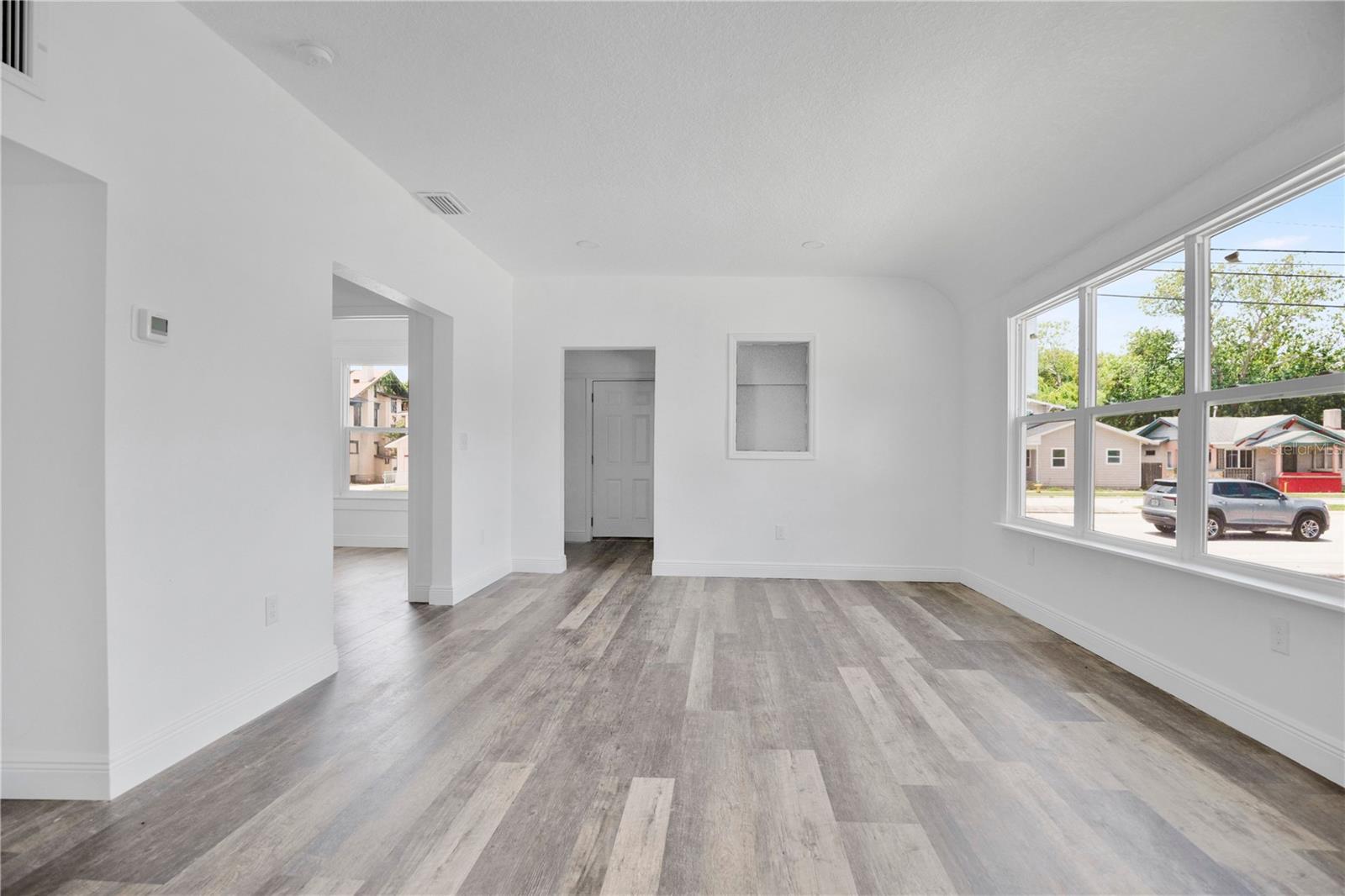 ROGERS & TAYLOR - Commercial Lease