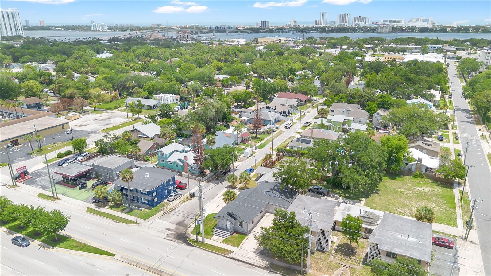ROGERS & TAYLOR - Commercial Lease