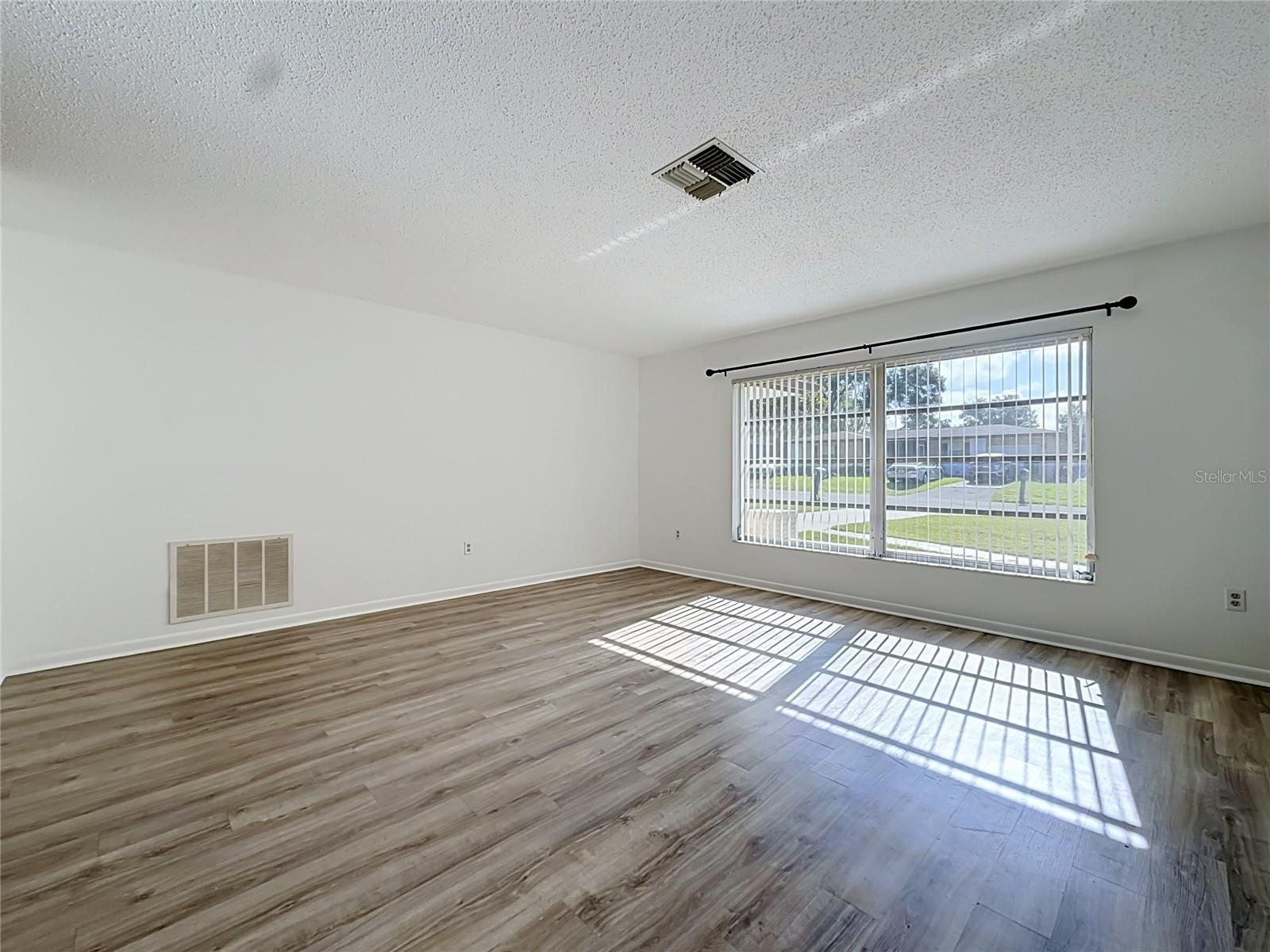 INVERNESS HIGHLANDS SOUTH - Residential