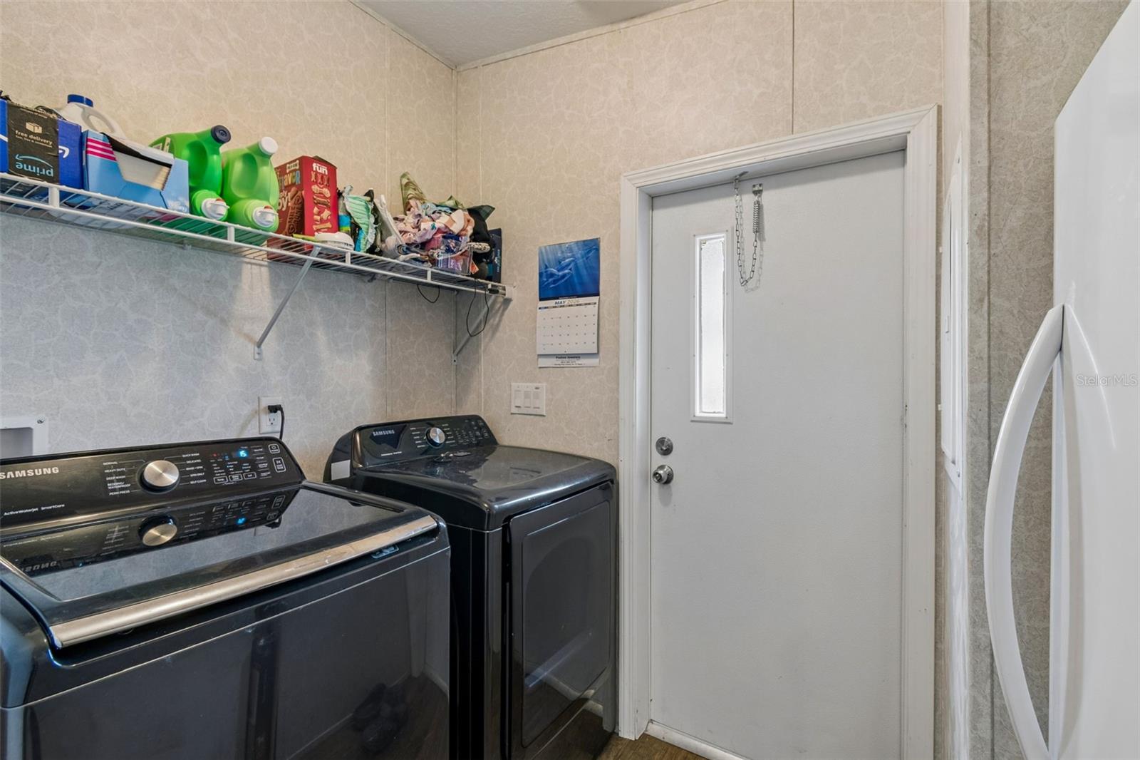 HERNDON WOODS - Residential