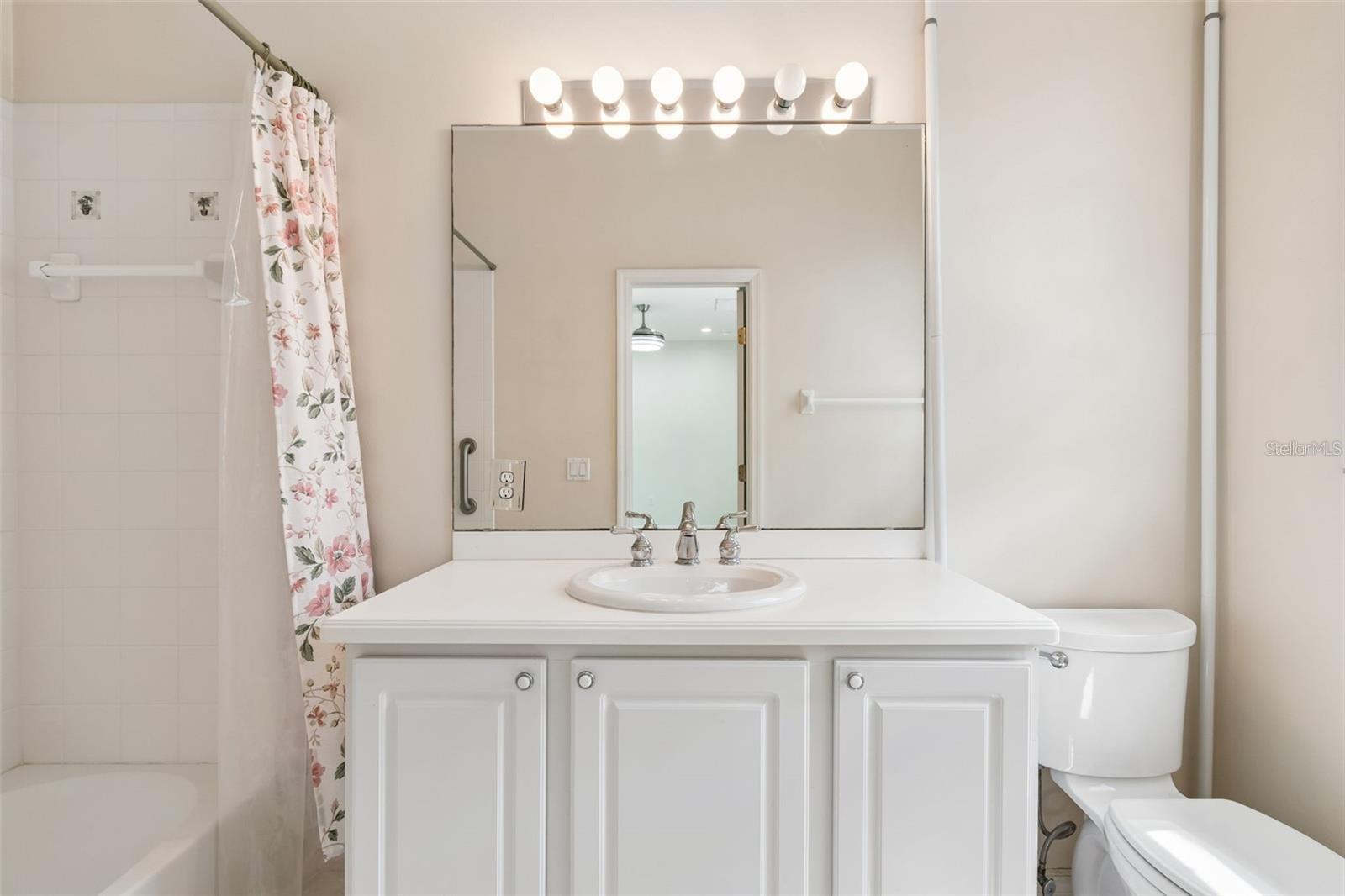 SOLIVITA PH 03B - Residential Lease
