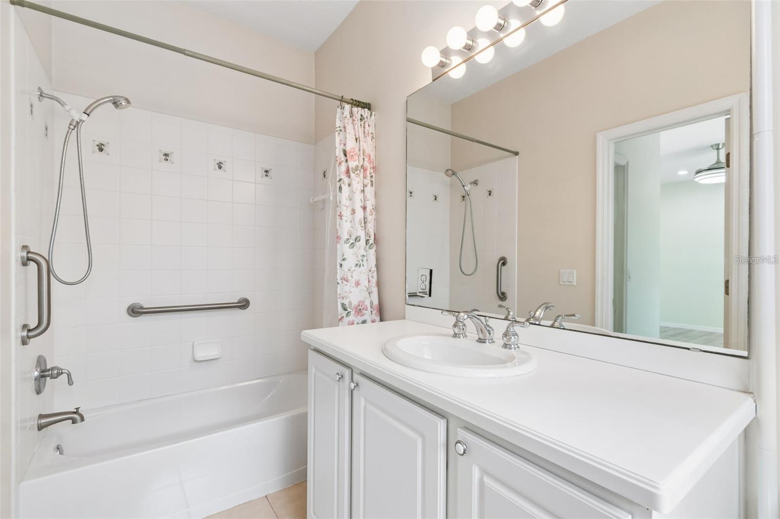 SOLIVITA PH 03B - Residential Lease