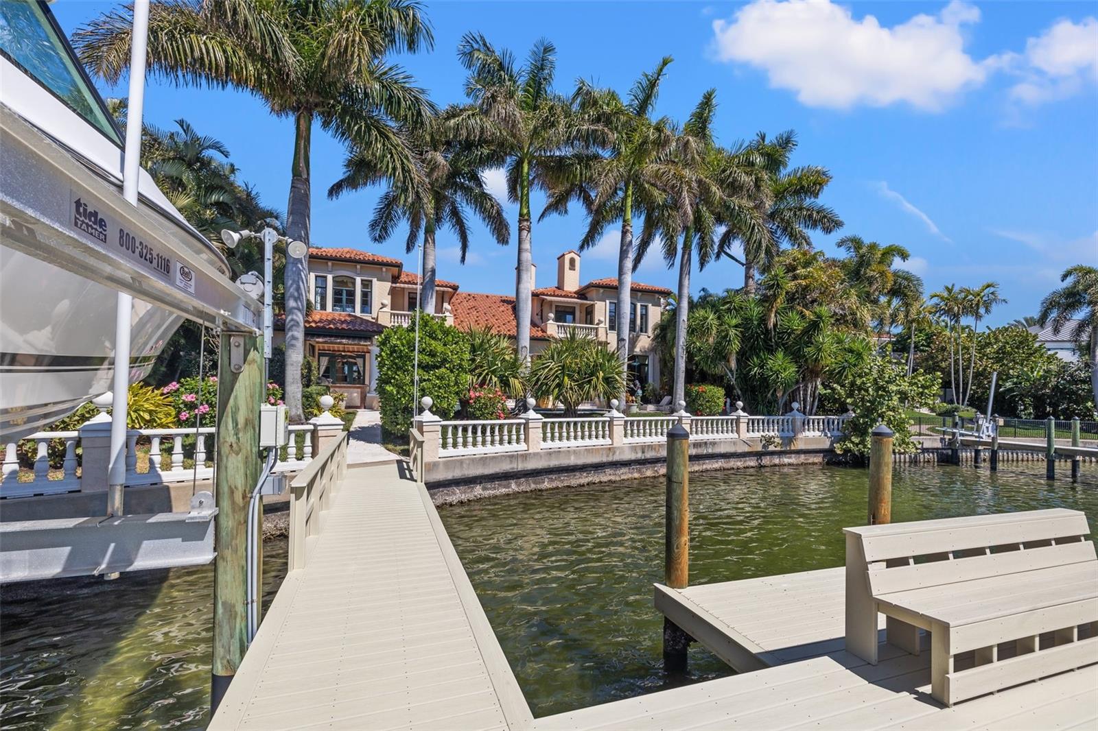 SNELL ISLE BRIGHTWATERS UNIT D-BLOCK 1 - Residential