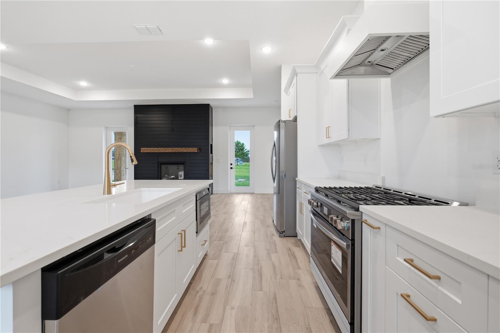 CITRUS SPGS UNIT 22 - Residential