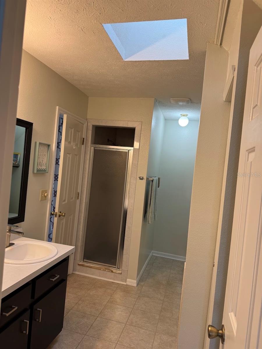 OWEN LAKE HEIGHTS - Residential