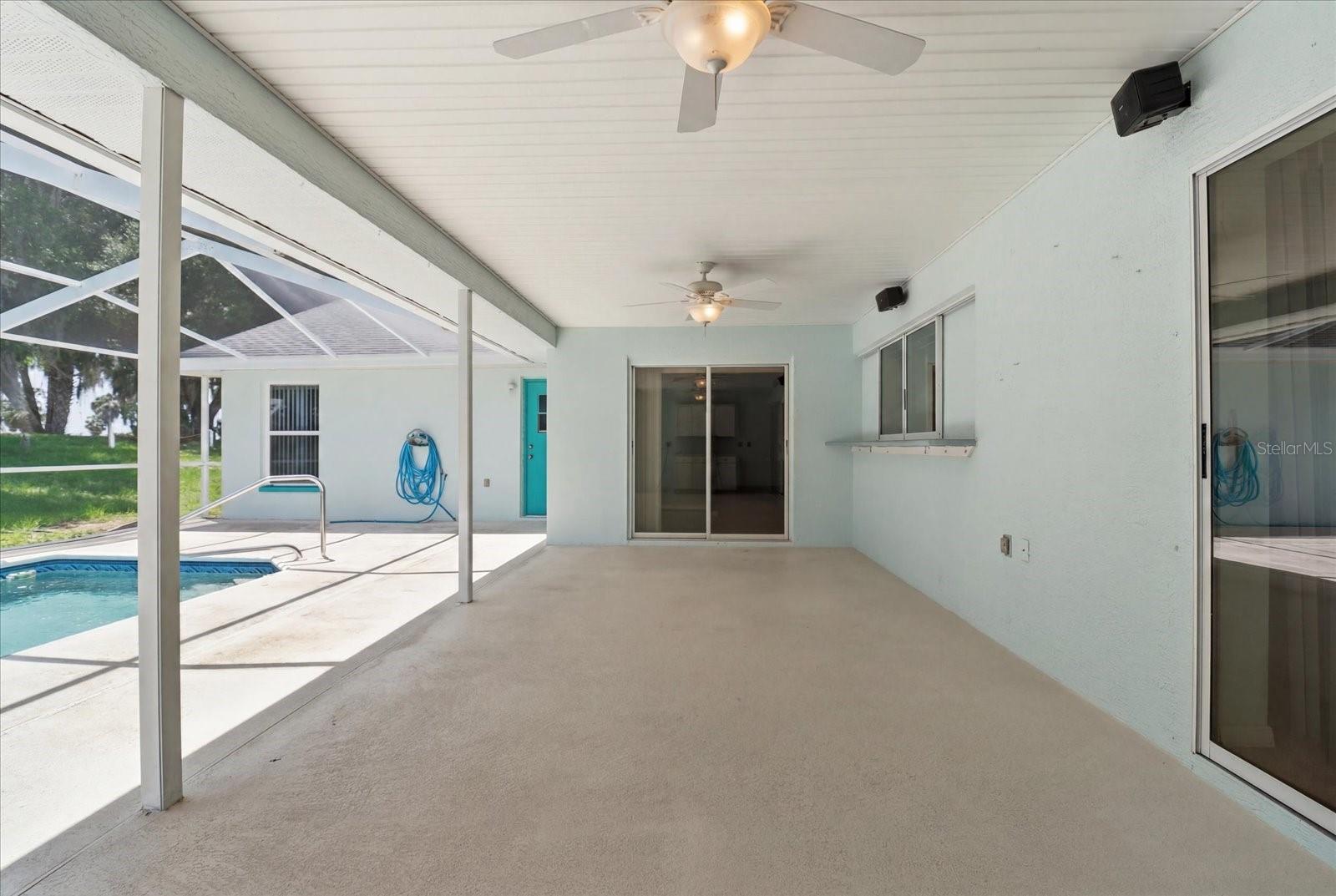 CONNELL LAKE ESTATES - Residential