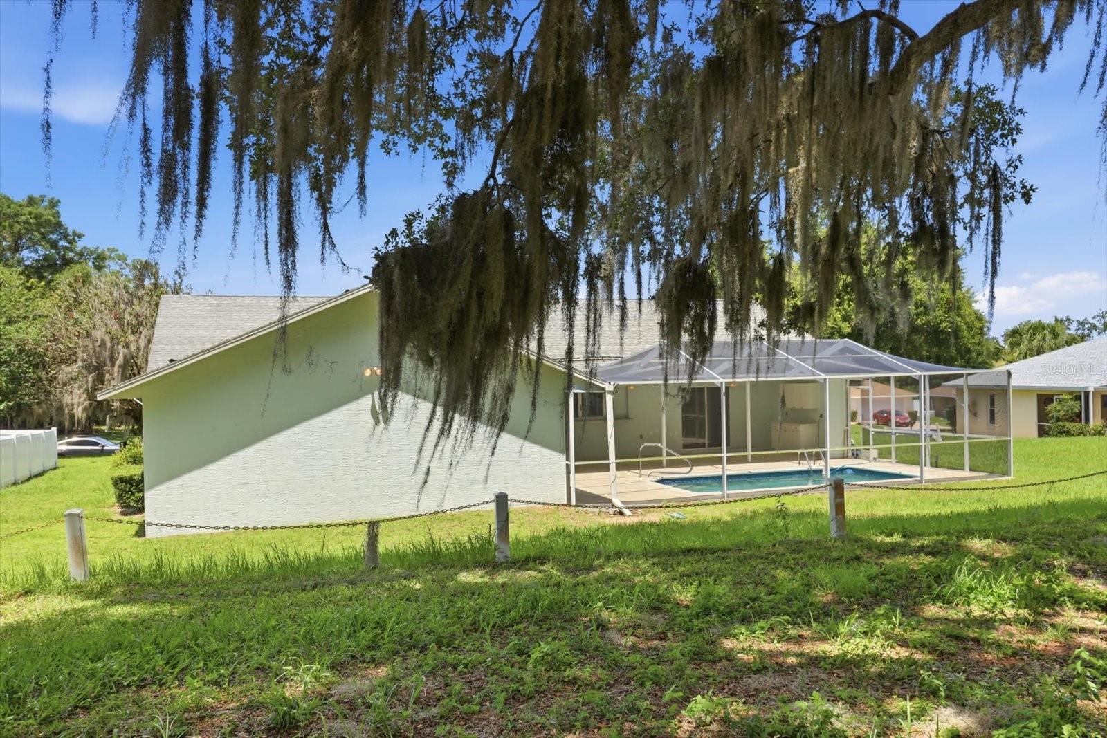 CONNELL LAKE ESTATES - Residential