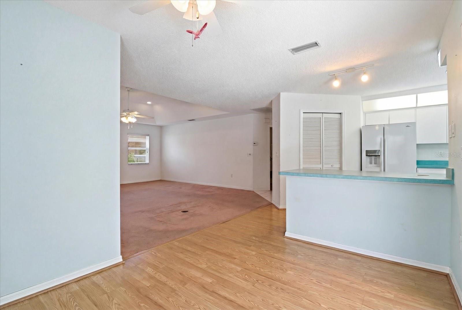 CONNELL LAKE ESTATES - Residential