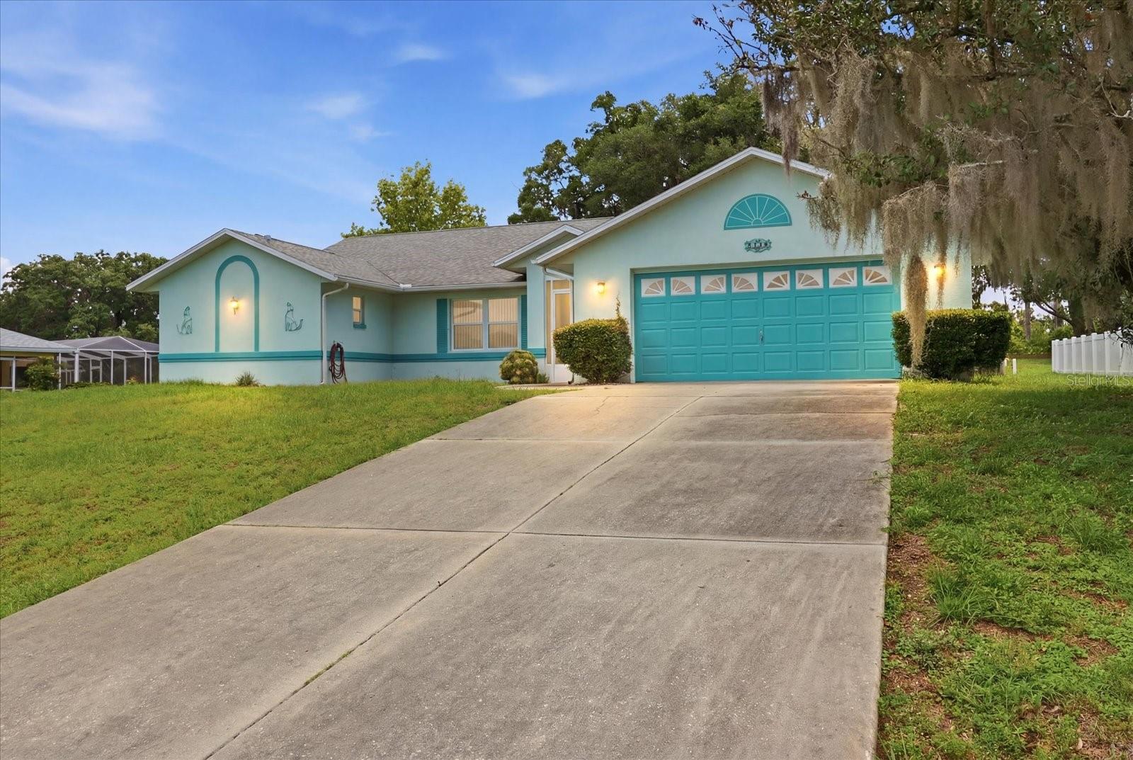 CONNELL LAKE ESTATES - Residential