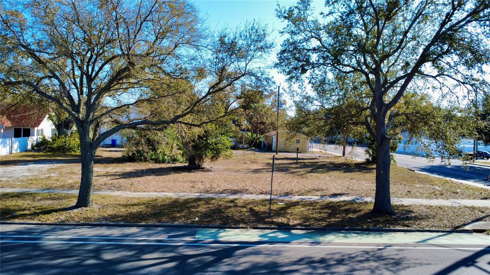 COLONIAL PLACE REV - Land