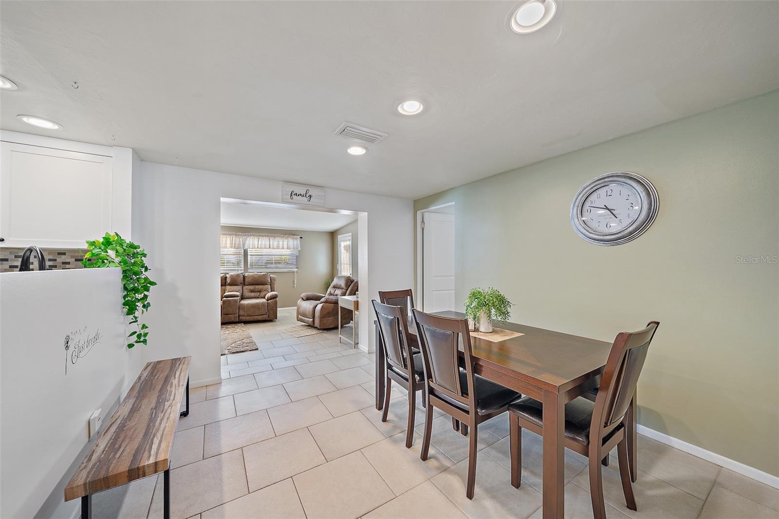 CAROLINA ESTATES - Residential