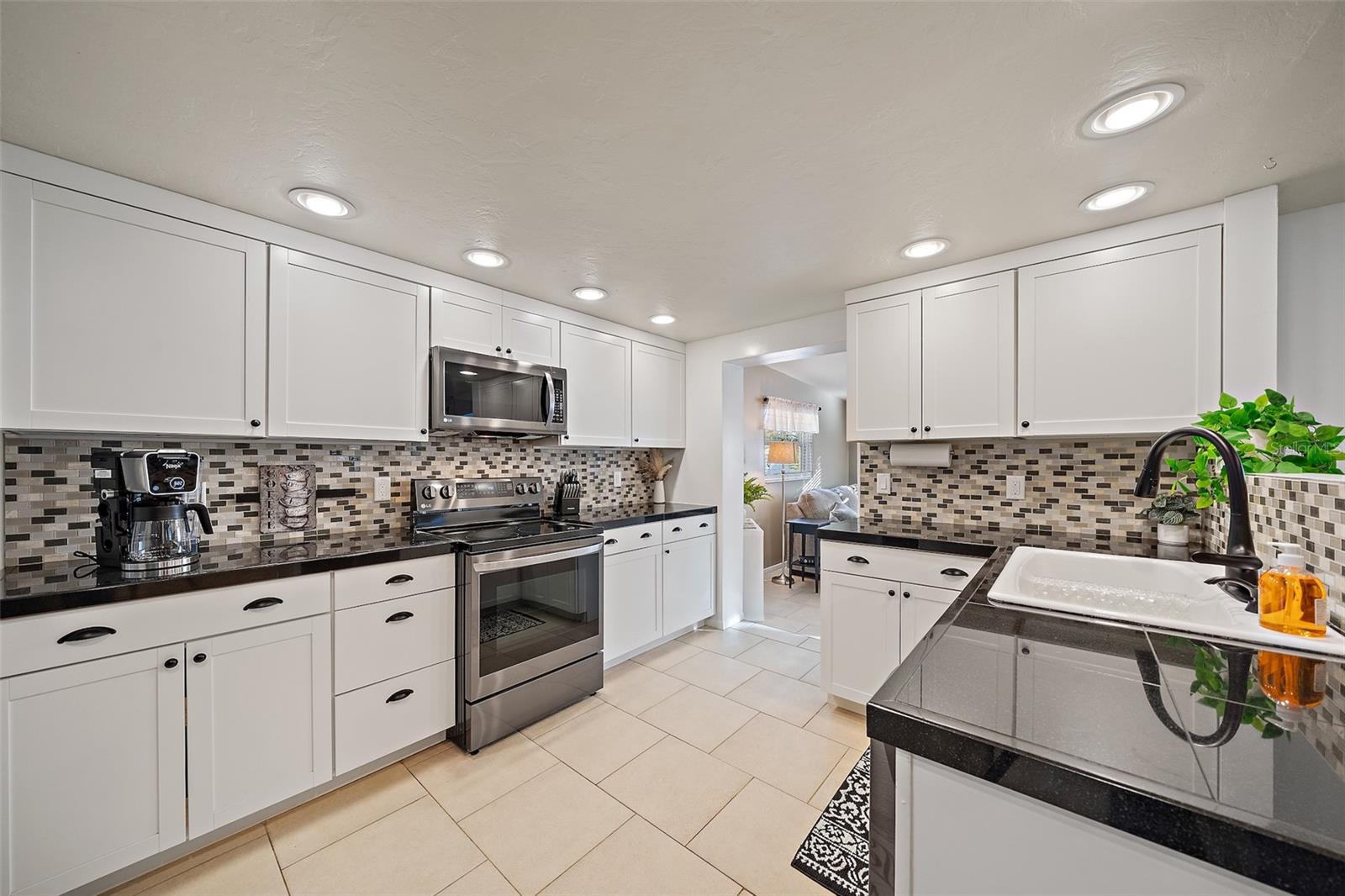 CAROLINA ESTATES - Residential