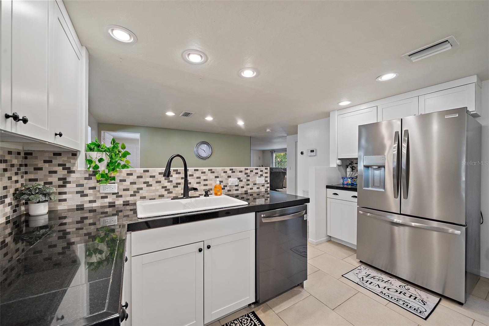 CAROLINA ESTATES - Residential