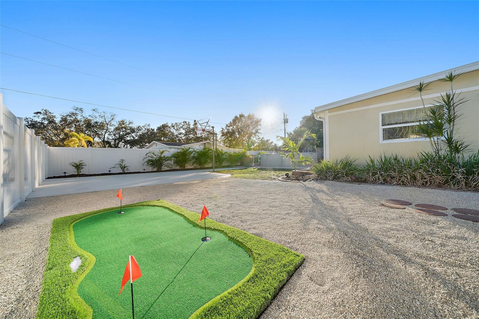 CAROLINA ESTATES - Residential