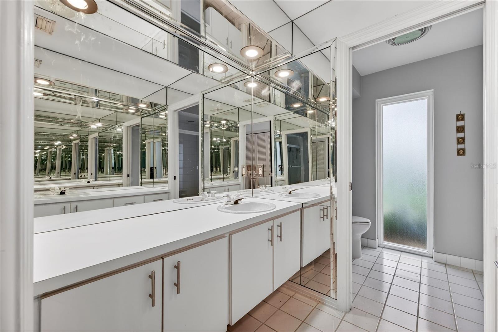 HEART OF BELLEAIR - Residential