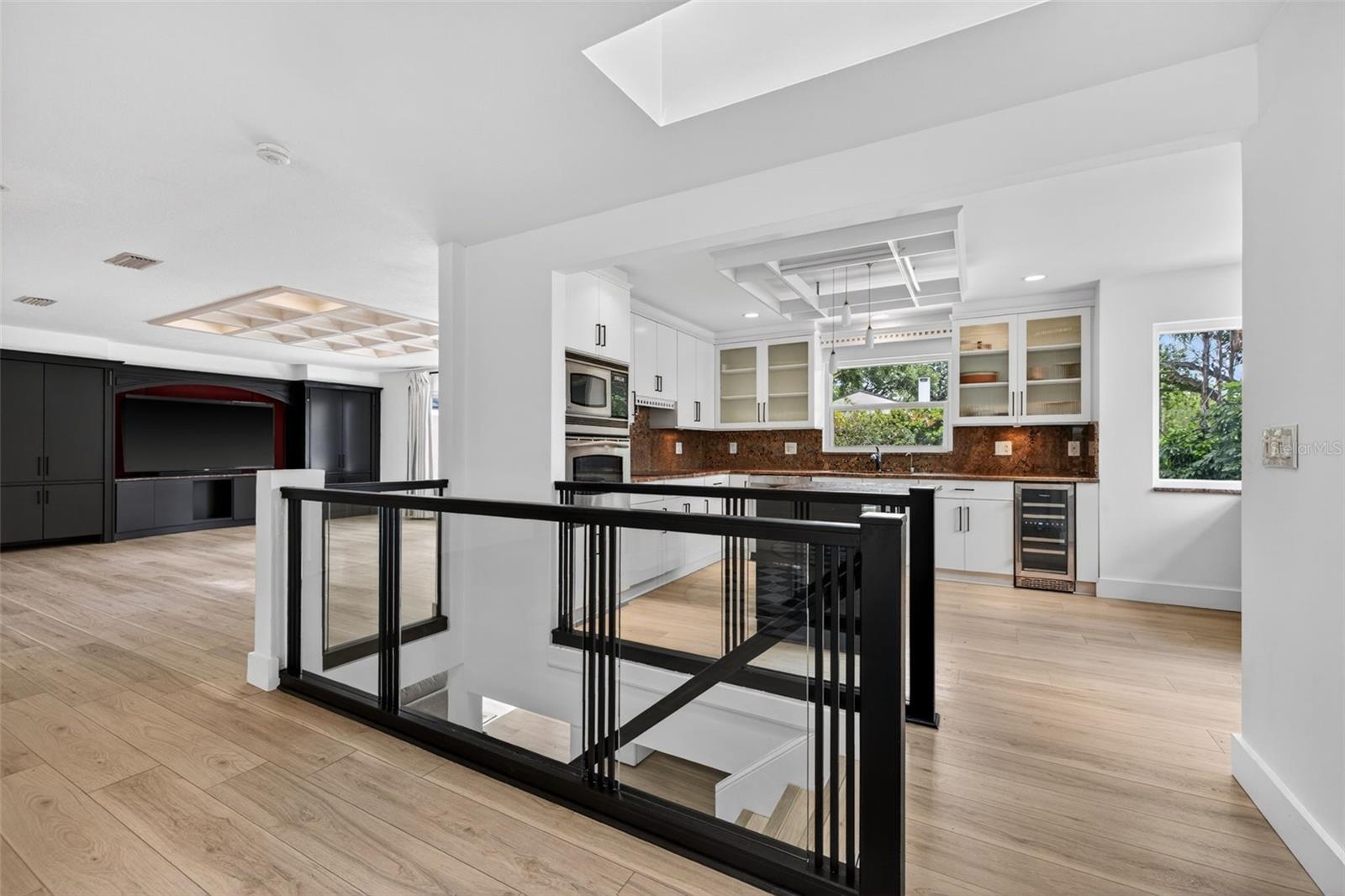 HEART OF BELLEAIR - Residential
