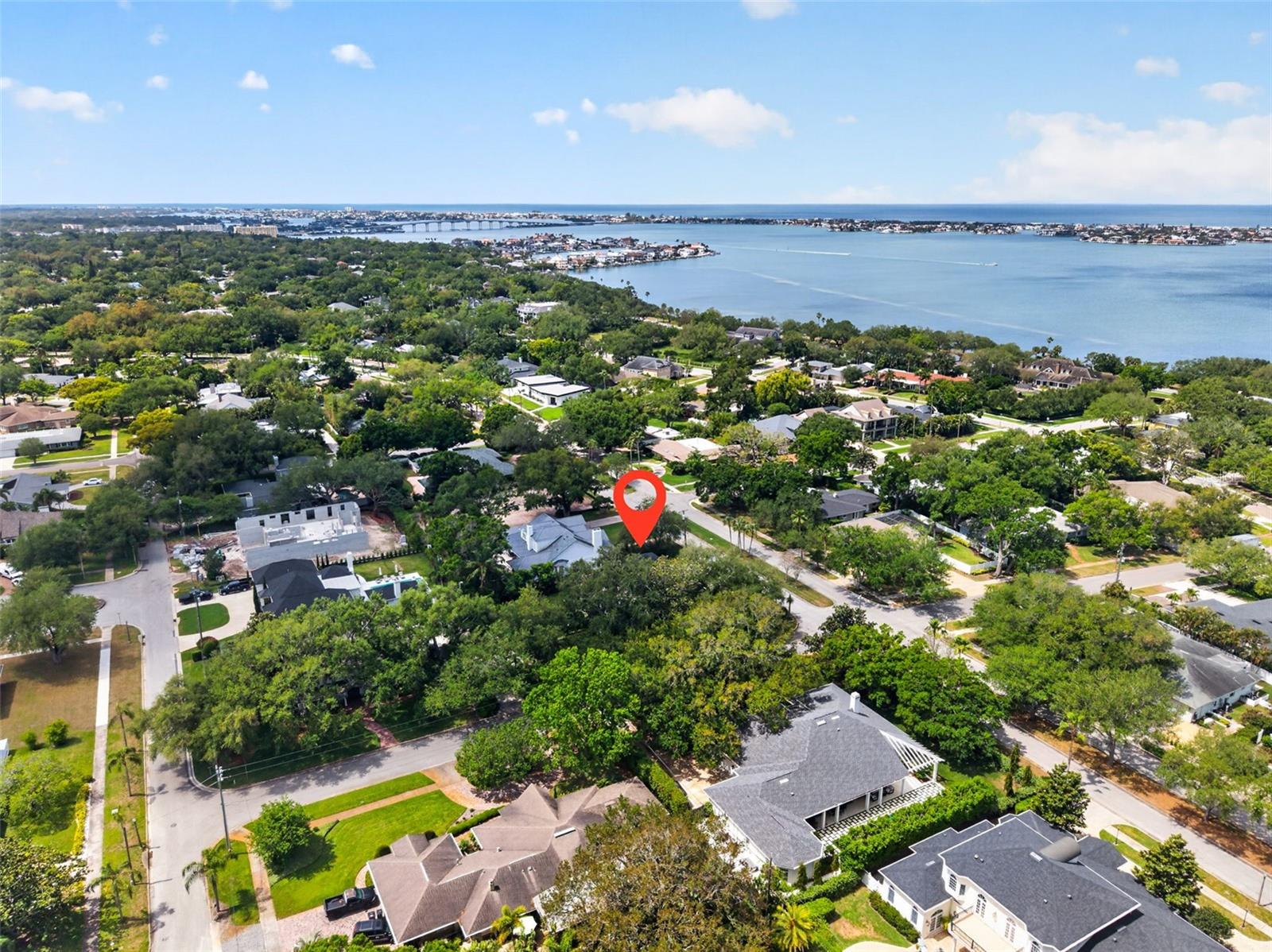 HEART OF BELLEAIR - Residential