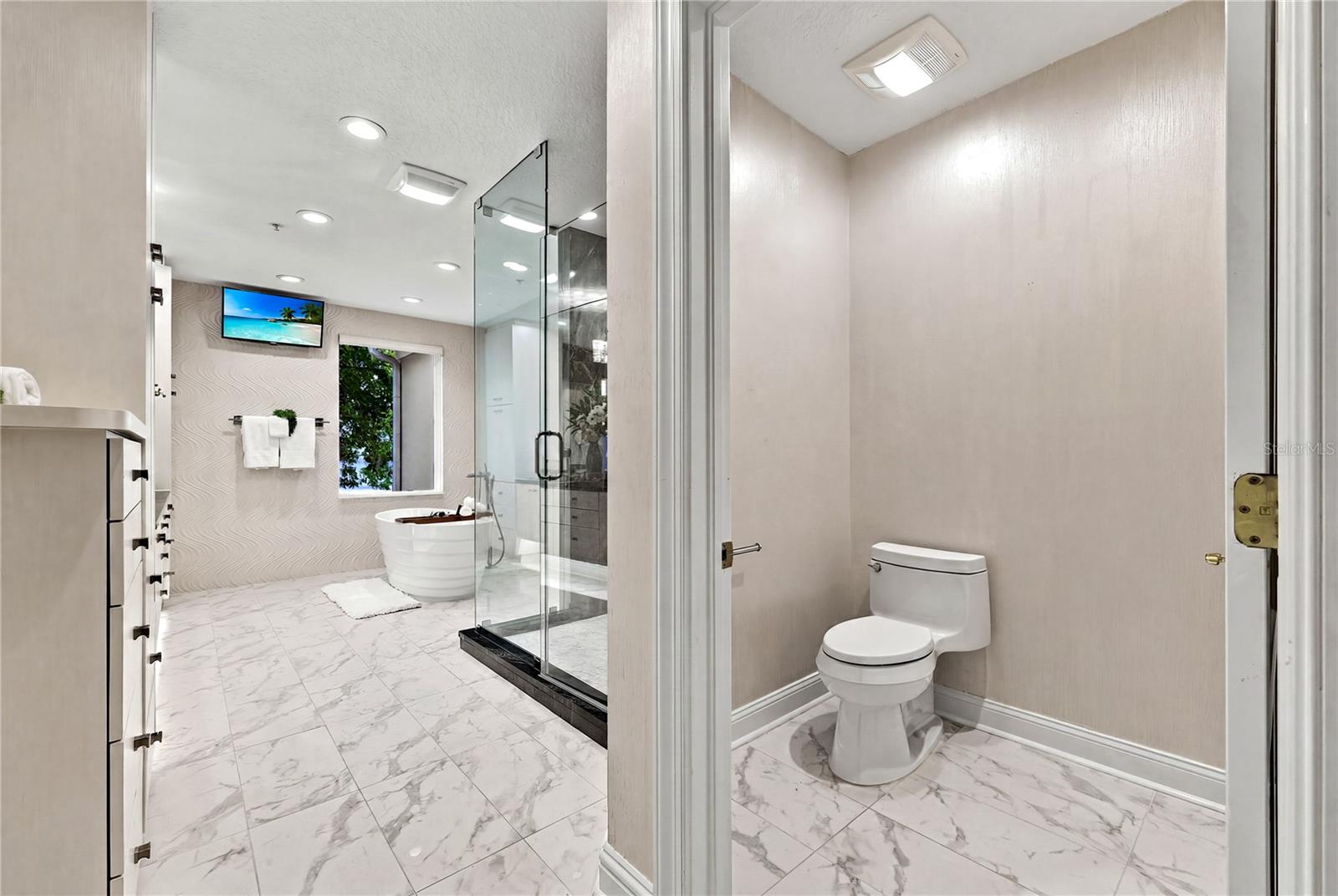 THE ALAGON ON BAYSHORE A CONDO - Residential