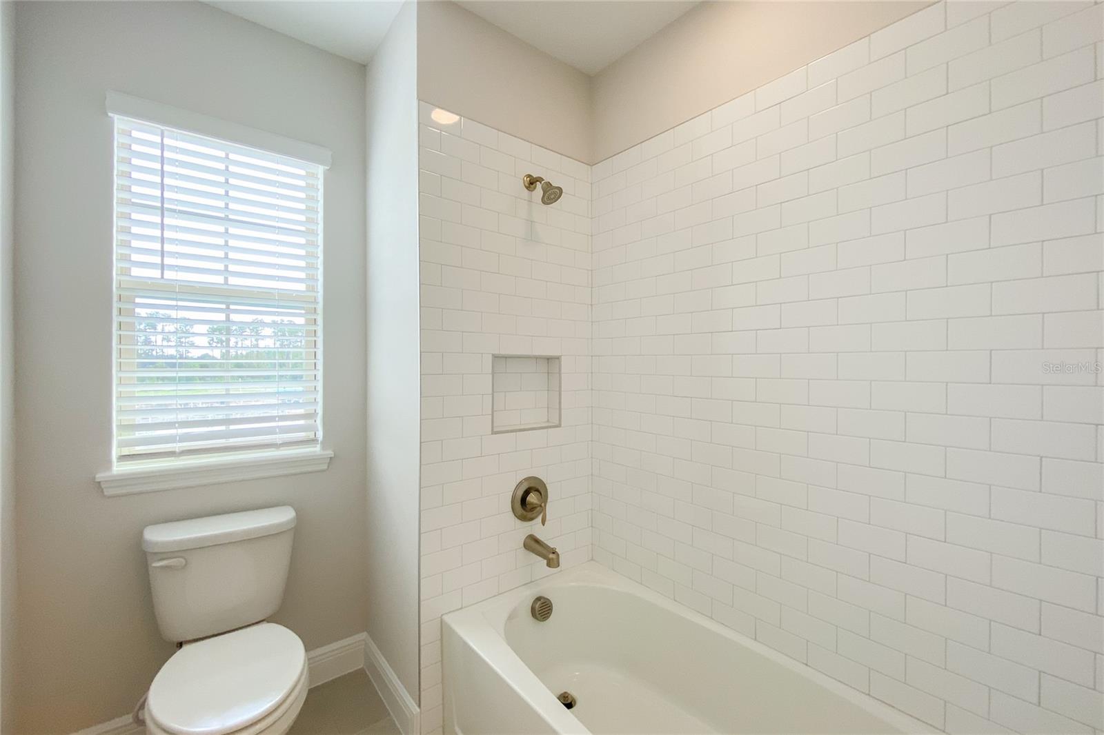 WATERLEIGH PH 3B 3C & 3D - Residential Lease