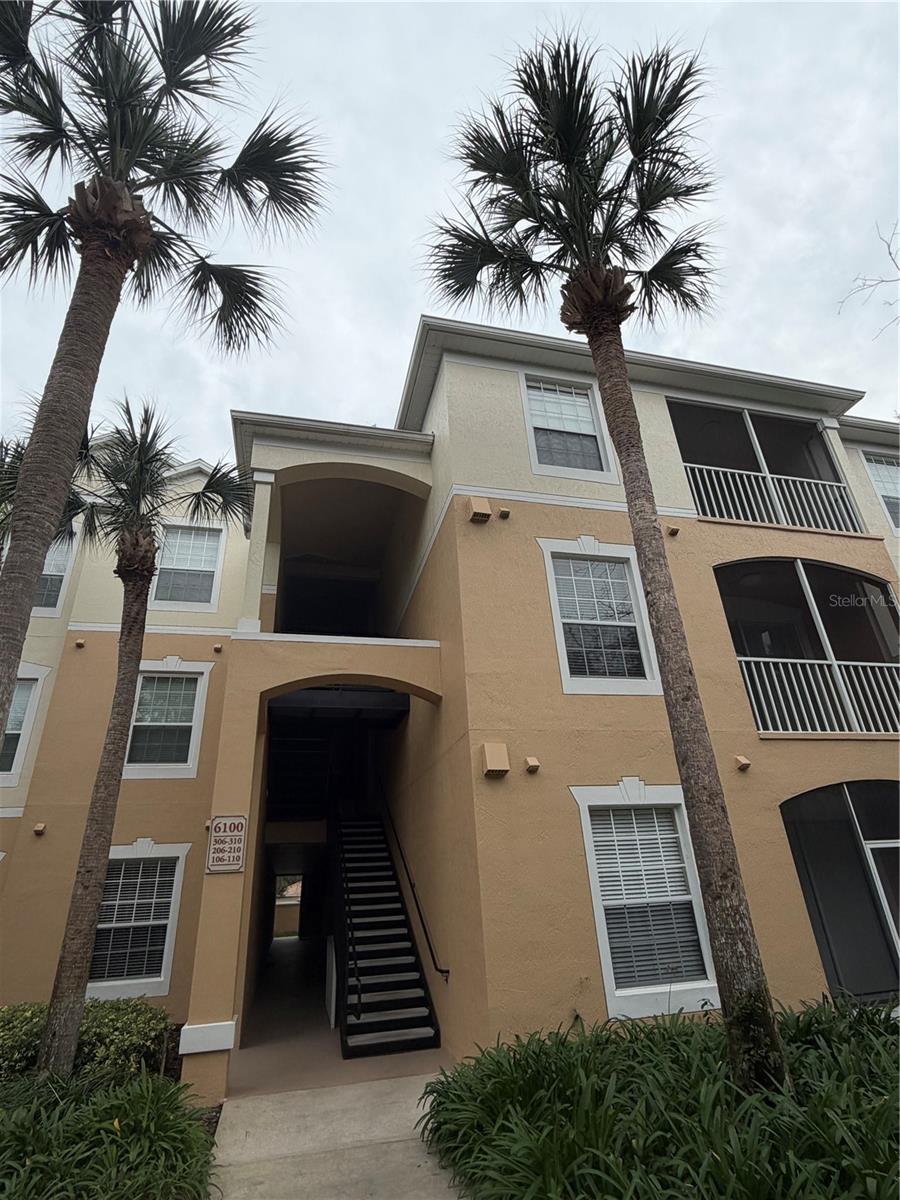 Welcome home to this beautifully maintained Orlando condominium offering comfort, convenience, and exceptional value. Ideally located
near major highways including I-4 and SR 408, as well as shopping, dining, entertainment, and popular attractions such as Universal
Orlando Resort and The Mall at Millenia, this residence provides the perfect blend of accessibility and lifestyle. Inside, you’ll find spacious
living areas, luxury vinyl flooring throughout the unit, and spaces designed for everyday comfort. The kitchen features stone countertops
and opens seamlessly to the main living area, creating an ideal setting for both relaxing and entertaining. Stone countertops continue
throughout the unit, adding a stylish and cohesive touch. Enjoy living with community amenities and professionally maintained grounds.
Whether you’re a first time homebuyer, seasonal resident, or investor, this property presents an outstanding opportunity to own in the heart
of Orlando. Call or text listing agent!
