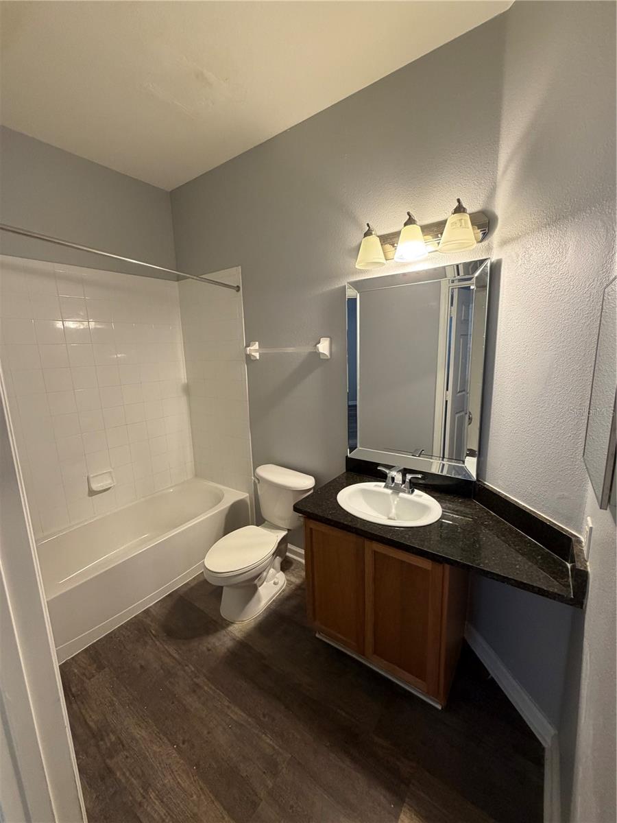 HORIZONS AT STONEBRIDGE PLACE CONDO PH1 - Residential