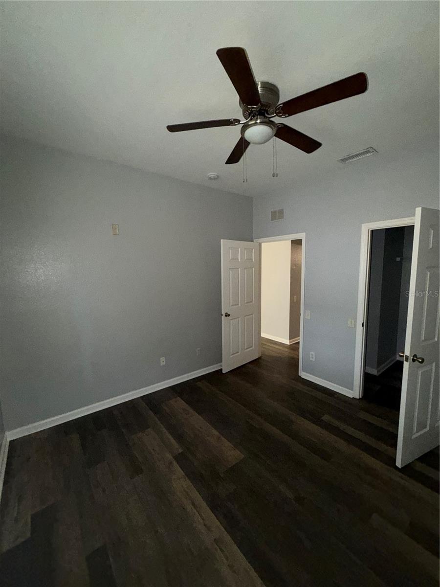 HORIZONS AT STONEBRIDGE PLACE CONDO PH1 - Residential