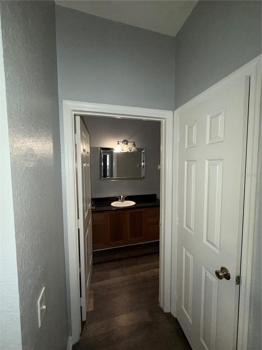 HORIZONS AT STONEBRIDGE PLACE CONDO PH1 - Residential