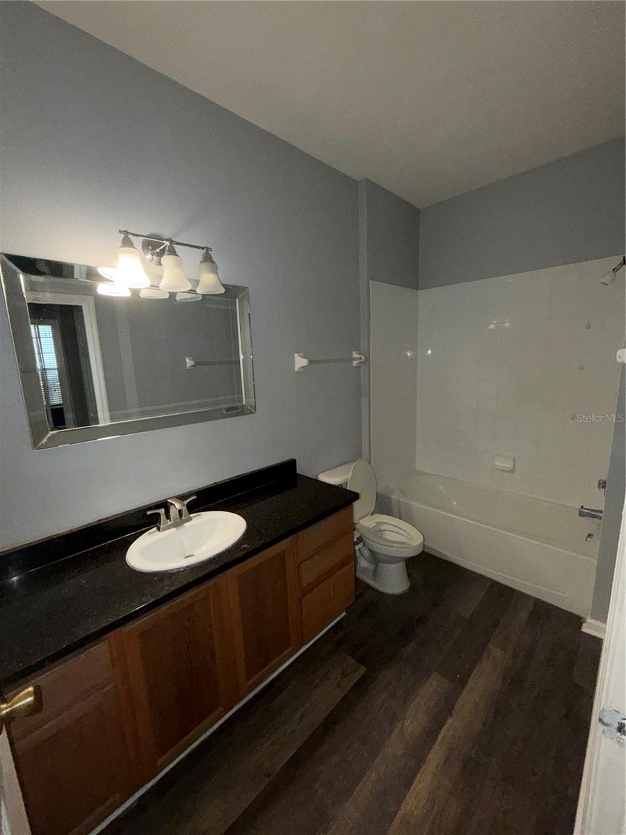 HORIZONS AT STONEBRIDGE PLACE CONDO PH1 - Residential