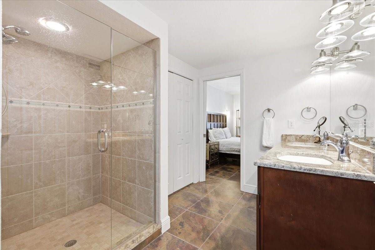 MASTERS CONDO - Residential