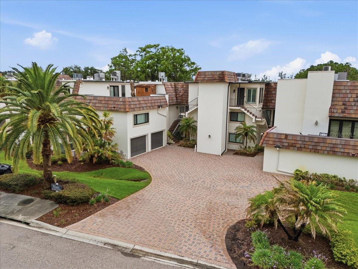 MASTERS CONDO - Residential