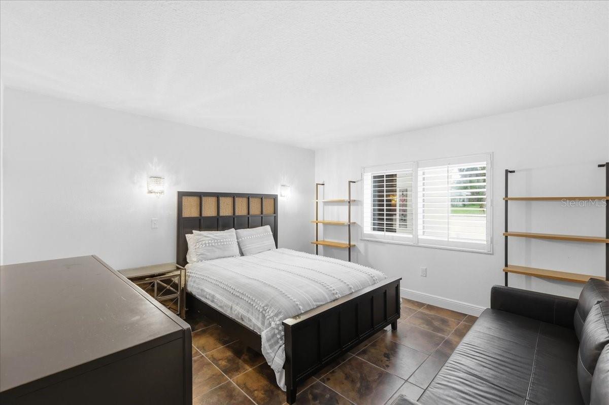 MASTERS CONDO - Residential