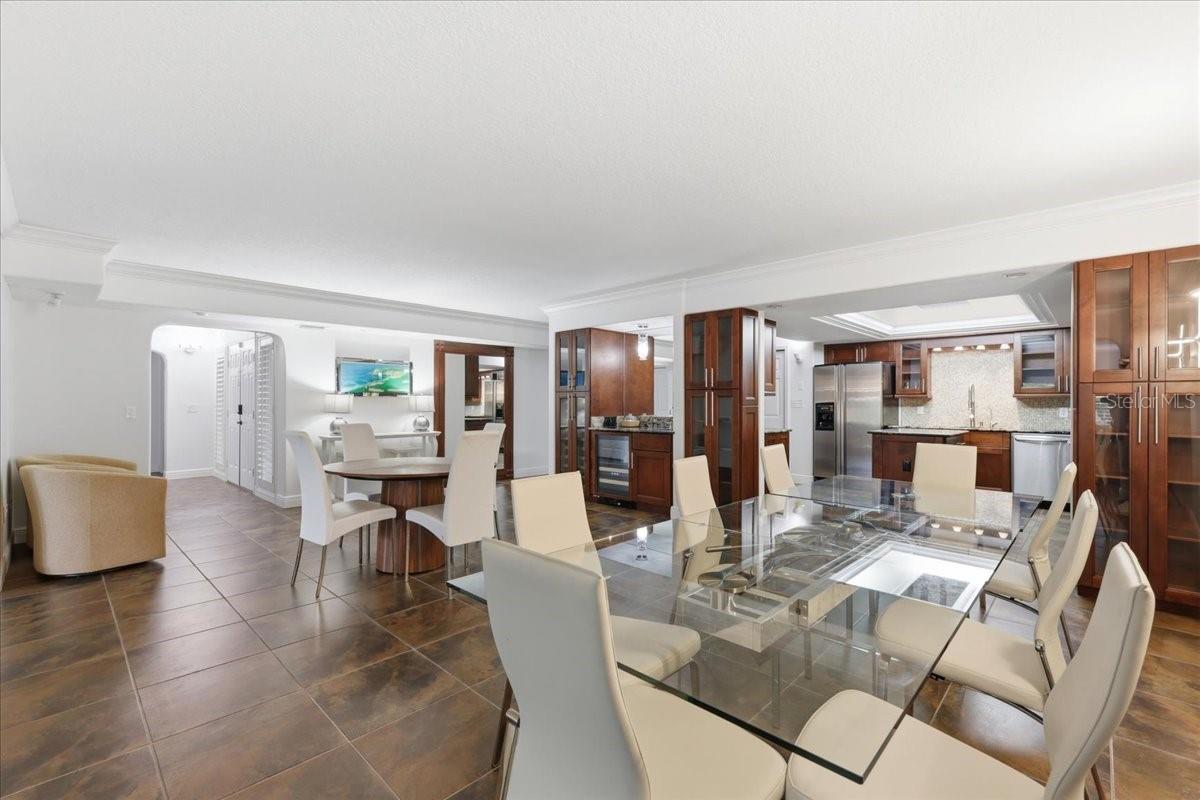 MASTERS CONDO - Residential