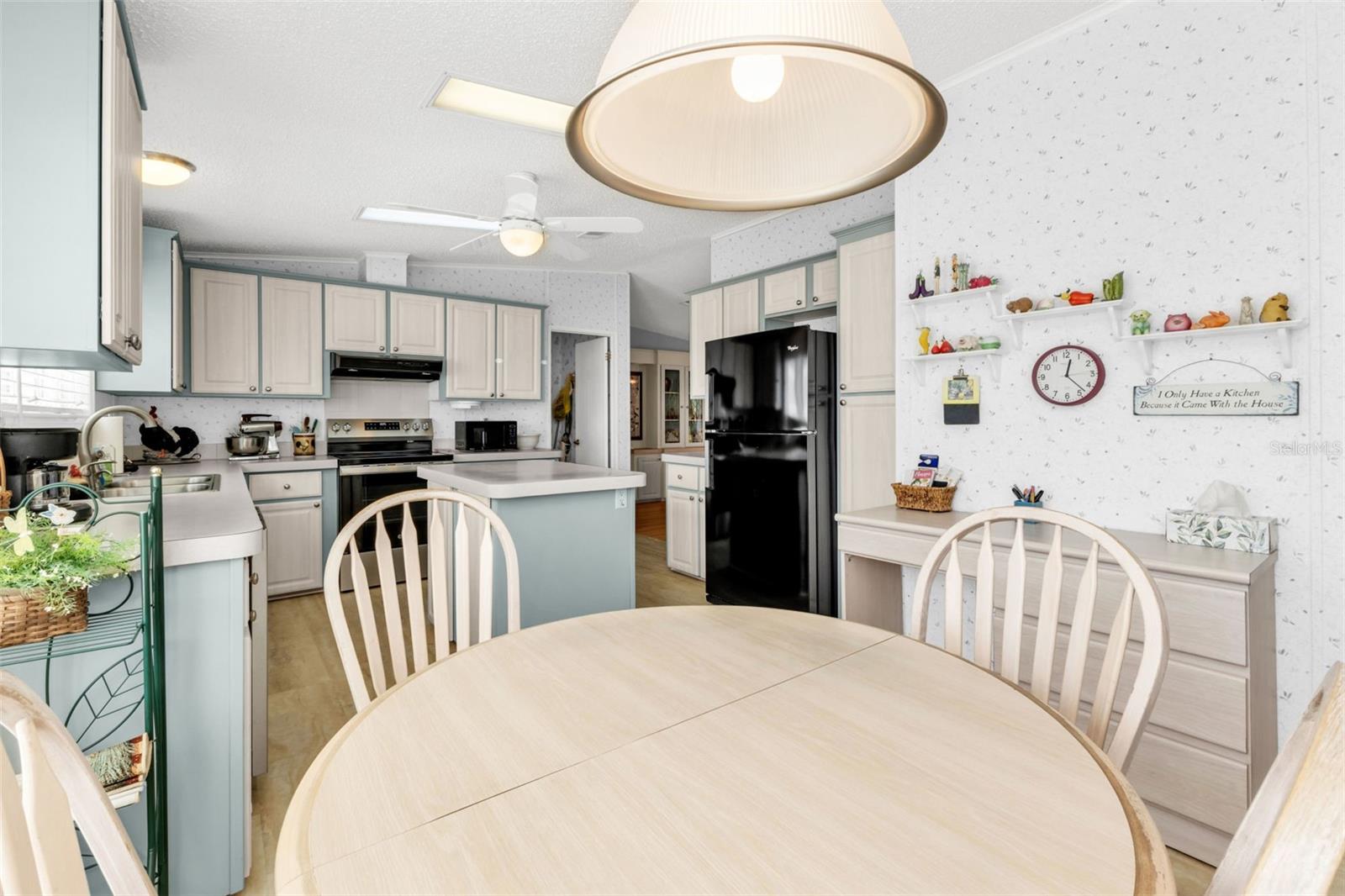 LAKEWOOD VILLAGE - Residential