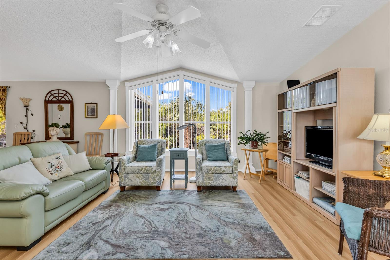 LAKEWOOD VILLAGE - Residential